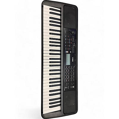 Used Yamaha PSRE383 Portable Keyboard