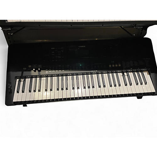 Used Yamaha PSRE463 61 key Portable Keyboard