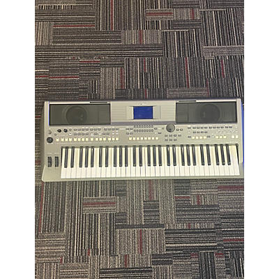 Used Yamaha PSRS670 Arranger Keyboard