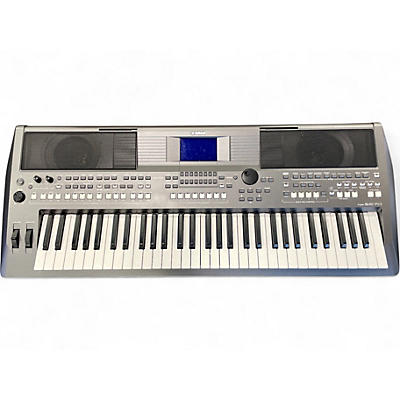 Used Yamaha PSRS670 Arranger Keyboard