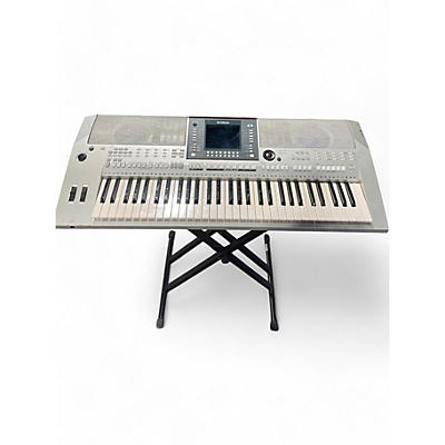 Used Yamaha PSRS710 61 Key Arranger Keyboard