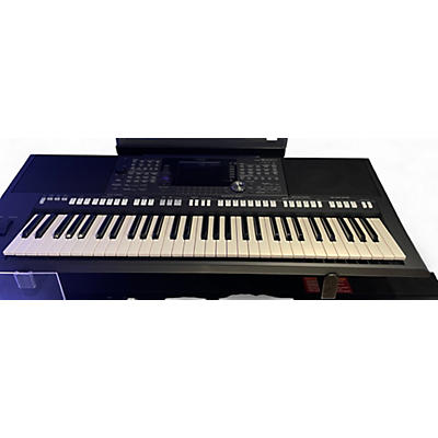 Used Yamaha PSRS950 61 Key Arranger Keyboard
