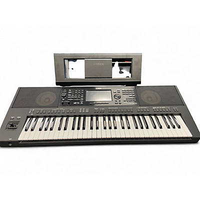 Used Yamaha PSRSX900 Arranger Keyboard