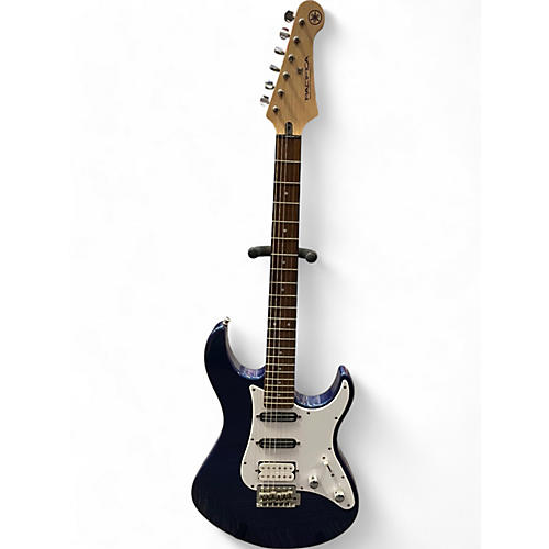 Yamaha Used Yamaha Pacifica PAC012 Metallic Blue Sparkle Solid Body Electric Guitar Metallic Blue Sparkle