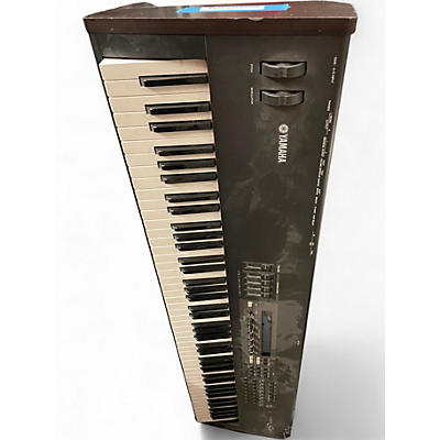 Used Yamaha S80 Synthesizer