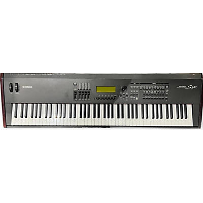 Used Yamaha S90 Synthesizer