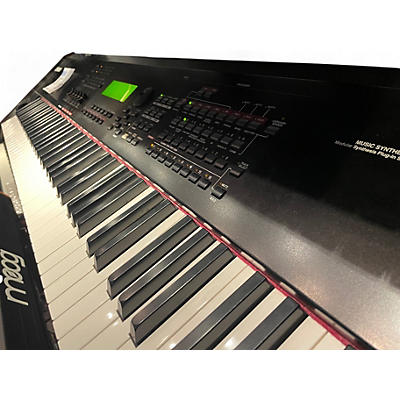 Yamaha Used Yamaha S90ES 88 Key Synthesizer