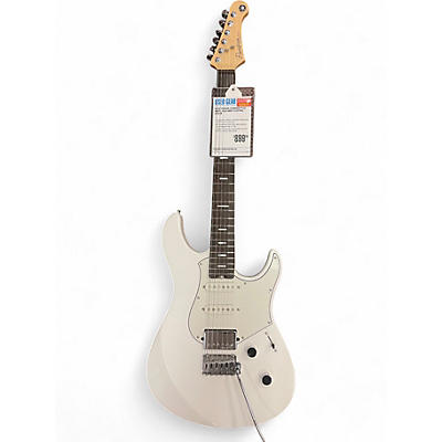 Used Yamaha STANDARD PLUS WHITE Solid Body Electric Guitar