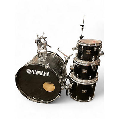 Yamaha Used Yamaha Tour Custom Black Drum Kit