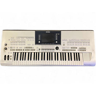 Used Yamaha Tyros 3 Keyboard Workstation