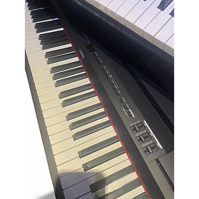 Used Yamaha p255 Keyboard Workstation