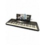 Used Yamaha psr-e383