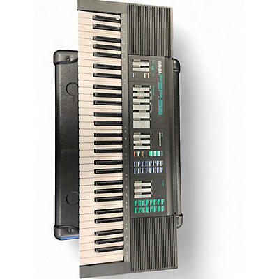 Used Yamaha psr32 Portable Keyboard