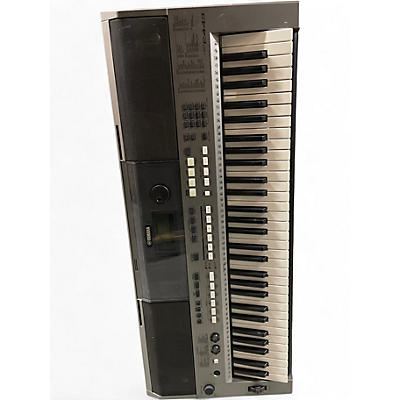 Used Yamaha psre443 Portable Keyboard