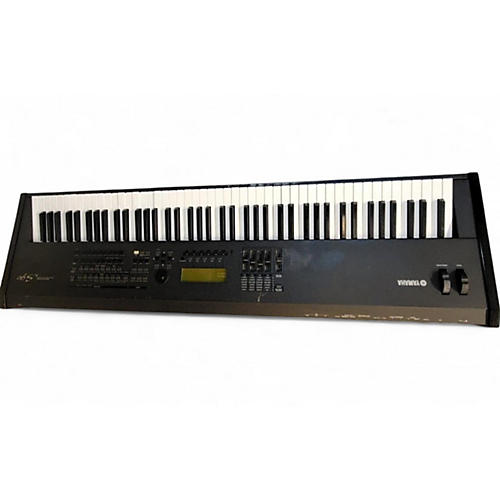 Used Yamaha s90 Keyboard Workstation