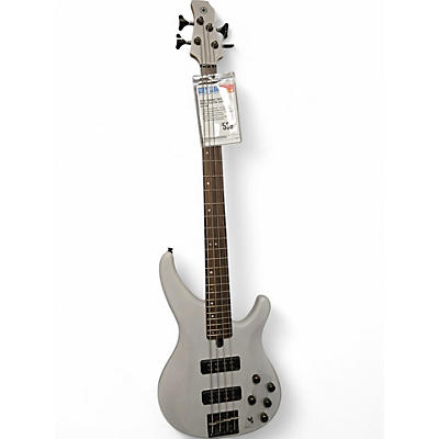 Used Yamaha trbx505 white Electric Bass Guitar