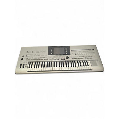 Used Yamaha tyros 4 61 key Keyboard Workstation