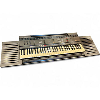 Used Yamaha x2500 Keyboard Workstation