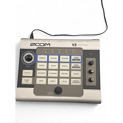 Used Zoom V3  Multi Effects Processor