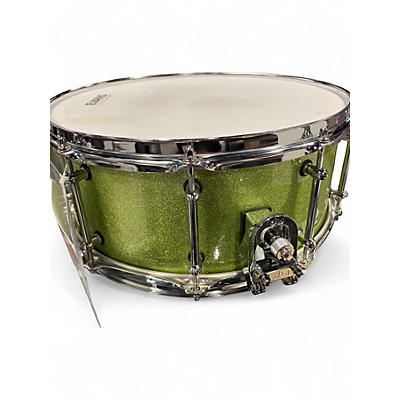 Used ddrum 14in Dios Series Maple Snare Green Sparkle Drum