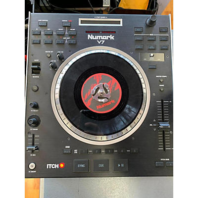 Numark V7 DJ Controller