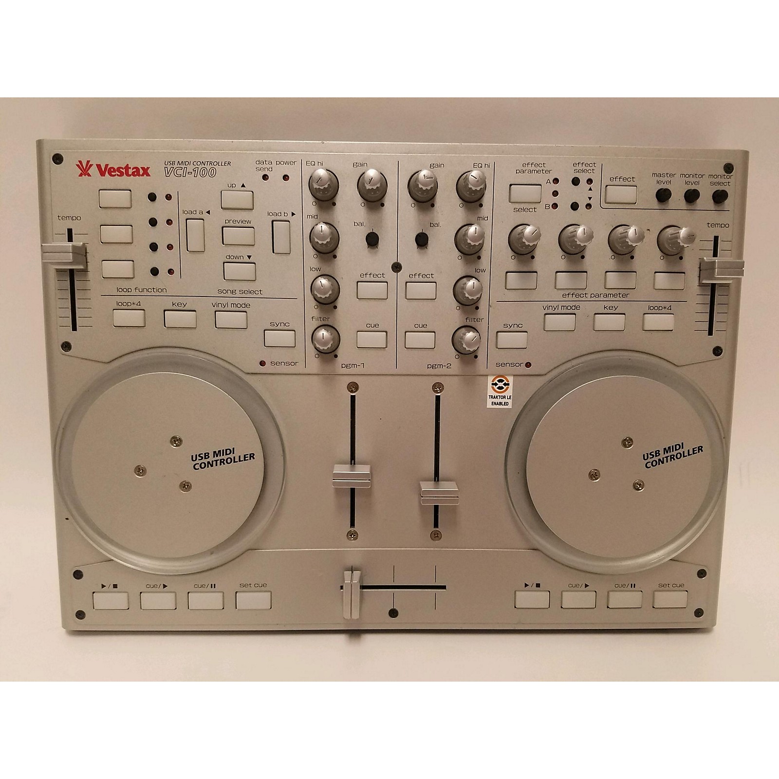 Used Vestax VCI-100 DJ Controller | Musician's Friend