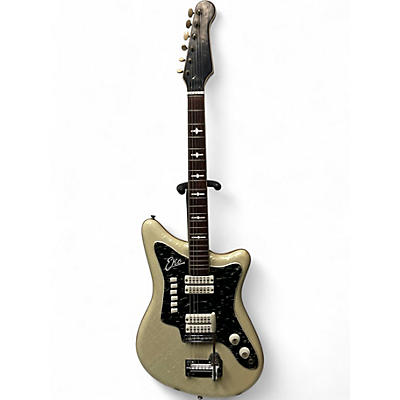 Vintage 1960s EKO 500 V4 White Solid Body Electric Guitar
