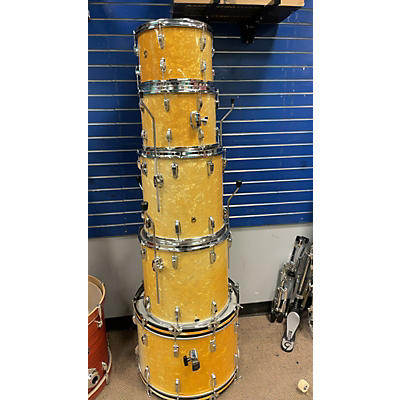 Ludwig Vintage 1960s Ludwig 5 piece 1966 & 67' Hollywood Gold Drum Kit