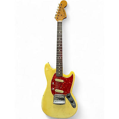Vintage 1966 Fender Mustang Vintage White Solid Body Electric Guitar