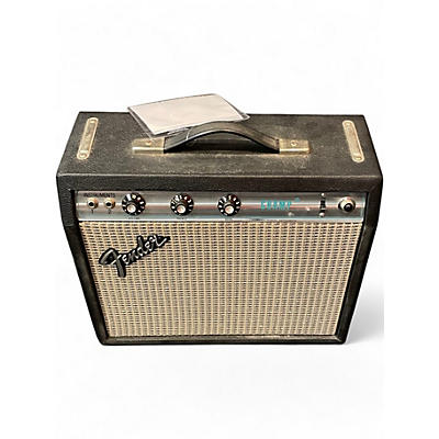 Vintage 1976 Fender Fender Champ Tube Guitar Combo Amp