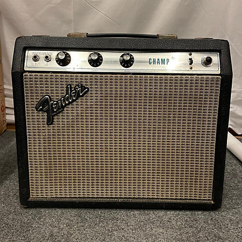 Fender Vintage 1977 Fender Champ Tube Guitar Combo Amp