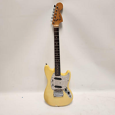 Fender Vintage 1977 Fender Mustang Olympic White Solid Body Electric Guitar