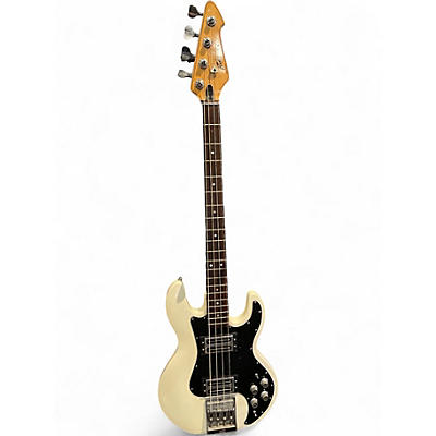 Vintage 1977 Peavey T-40 White Electric Bass Guitar