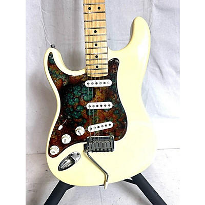 Fender Vintage 1980s Fender Standard Stratocaster Eggshell Solid Body Electric Guitar