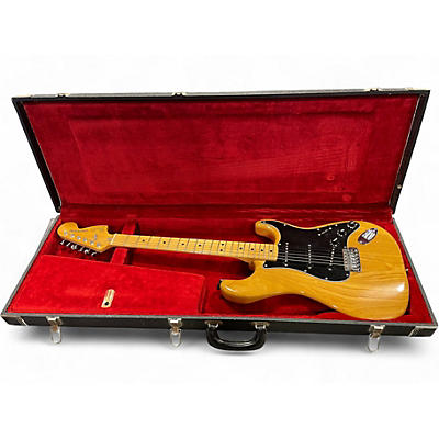 Vintage 1981 Fender Stratocaster 1981 Natural Solid Body Electric Guitar