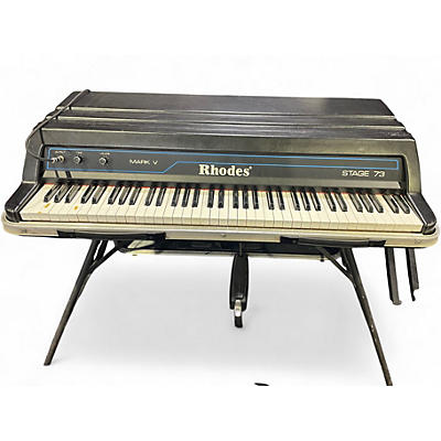 Vintage 1984 Rhodes mark v Organ
