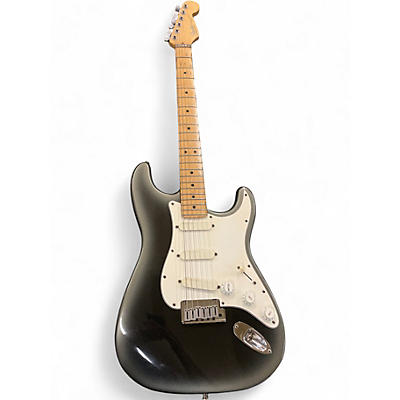 Vintage 1991 Fender American Deluxe Stratocaster Plus Silverburst Solid Body Electric Guitar