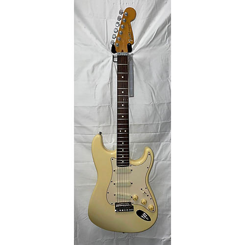 Fender Vintage 1991 Fender Standard Stratocaster Plus Olympic White Solid Body Electric Guitar Olympic White