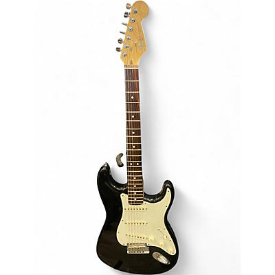 Vintage 1993 Fender 	AM STD STRAT RW MDB W/C Black Solid Body Electric Guitar