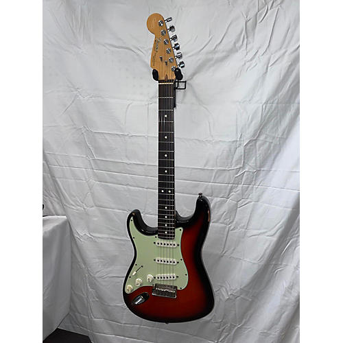 Fender Vintage 1994 Fender 40th Anniversary American Stratocaster Sunburst Solid Body Electric Guitar Sunburst