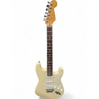 Vintage 1995 Fender American Standard Stratocaster Vintage White Solid Body Electric Guitar