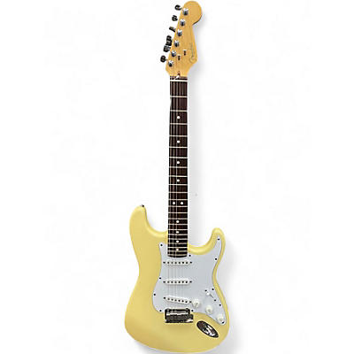 Vintage 1996 Fender Stratocaster American Standard Aged White Solid Body Electric Guitar