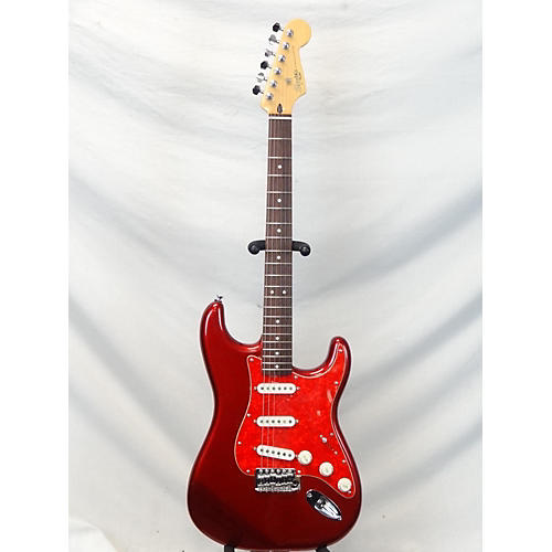 Squier Vintage 2000s Squier Standard Stratocaster Candy Apple Red Solid Body Electric Guitar Candy Apple Red