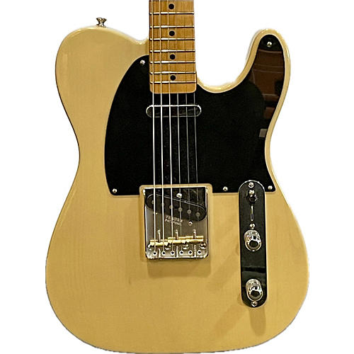 Fender Vintera II Nocaster Solid Body Electric Guitar Blonde