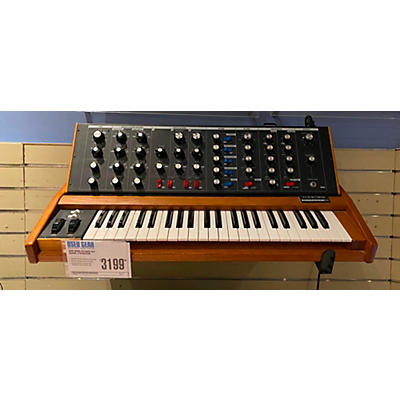 Moog Voyager Old School Synthesizer