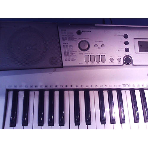 Yamaha YPT300 Keyboard Workstation Musician