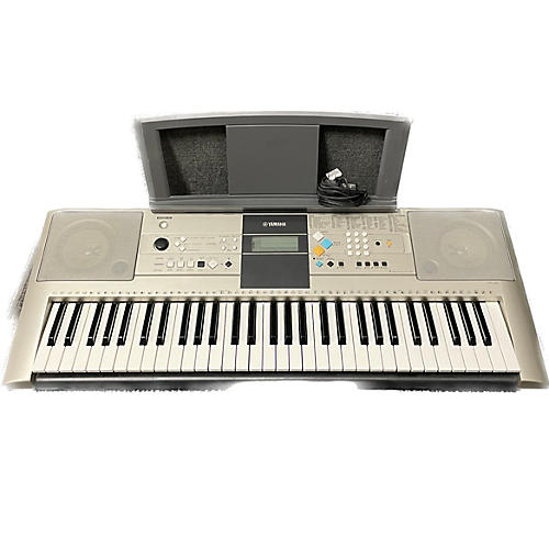 Yamaha YPT320 61 KEY Portable Keyboard
